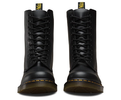 Dr. Martens 1490 Smooth Black Dr. Marten 10 Eye Boots Guys 8 Dr. Martens 1490 Smooth Black Dr. Marten 10 Eye Boots Guys