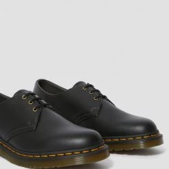 Dr. Martens Boots 1461 Vegan 3 Eye Black