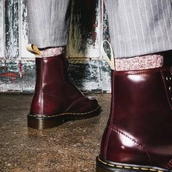 Dr. Martens 1460 Vegan Cherry Red Oxford Rub Off Dr. Marten 8 Eye Boots Guys