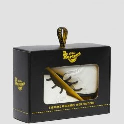 Dr. Martens Kids // Baby Baby White Crib Dr Martens Mason 1460 14 Dr. Martens Kids // Baby Baby White Crib Dr Martens Mason 1460