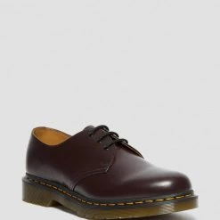 1461 Burgundy Smooth Oxford Shoes By Dr. Martens