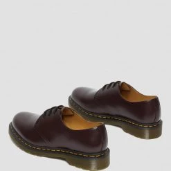 1461 Burgundy Smooth Oxford Shoes By Dr. Martens