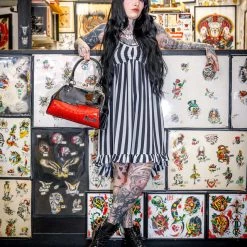 Sourpuss Gals Shock Me Handbag Red/Black