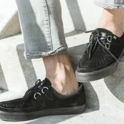 T.U.K. Guys Black Suede D-Ring VLK Creeper Sneaker