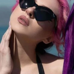 KillStar Gals Bat An Eye Glitter Sunglasses