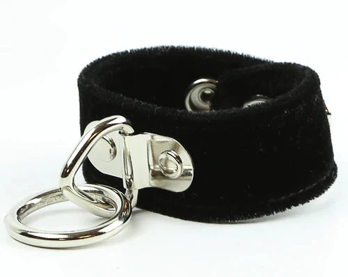 Funk Plus Accessories Velvet Bondage Ring Wristband (Various Colors) 3 Funk Plus Accessories Velvet Bondage Ring Wristband (Various Colors)