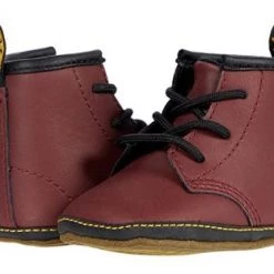 Dr. Martens Kids // Baby Baby Cherry Red Crib Dr Martens Mason 1460