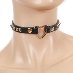 Funk Plus Riotous Heart Ring Choker Gals
