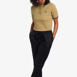 Fred Perry Polo Shirt Desert Sand // Black