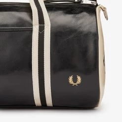 Guys Fred Perry Classic Barrel Bag 14 Guys Fred Perry Classic Barrel Bag