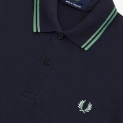 Guys Fred Perry Twin Tipped Polo Navy / Pistachio