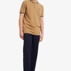 Fred Perry Polo Warm Stone / Ivy (Only Small Left!)