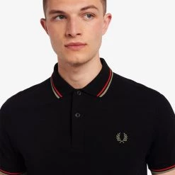 Guys Fred Perry Polo Black / Washed Red / Green