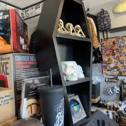DeadRockers Housewares Black 2' Coffin Shelf
