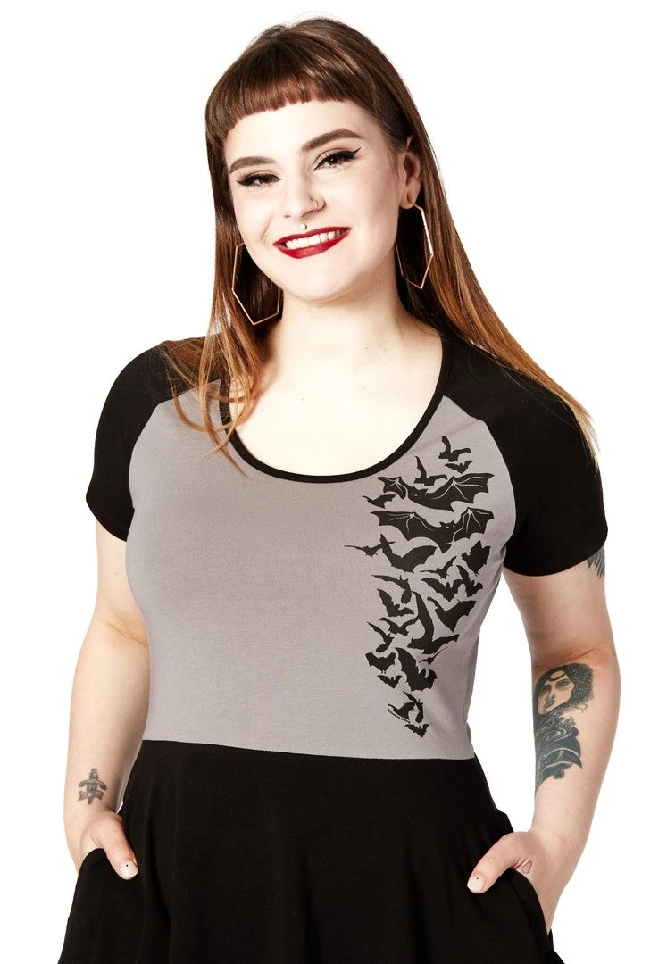 Sourpuss Nokturnal Bats Raglan Skater Dress Gals 6 Sourpuss Nokturnal Bats Raglan Skater Dress Gals