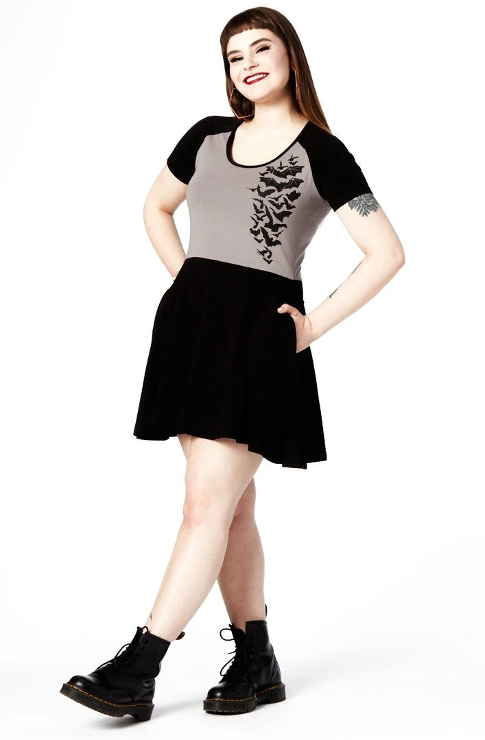 Sourpuss Nokturnal Bats Raglan Skater Dress Gals 5 Sourpuss Nokturnal Bats Raglan Skater Dress Gals