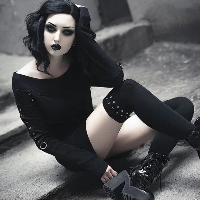 KillStar Wicked Riffs Knit Sweater Dress 5 KillStar Wicked Riffs Knit Sweater Dress